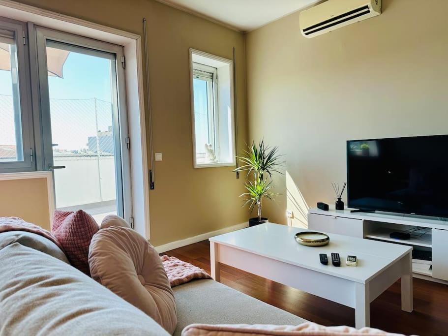 Apartamento Renovado Com Ac, 2 Wc Completos, Terraco E Garagem OOporto Exterior foto